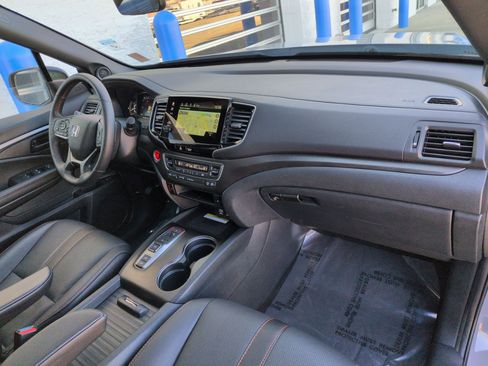 Certified 2023 Honda Passport TrailSport image 33