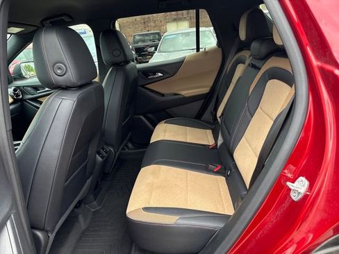 Used 2025 Chevrolet Equinox ACTIV w/ Safety and Technology Package AWD/4WD image 19