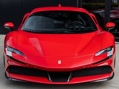 Used 2021 Ferrari SF90 Stradale AWD/4WD image 4