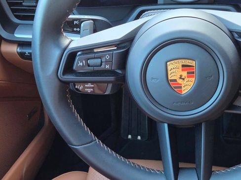Certified 2023 Porsche 911 GT3 RWD image 17