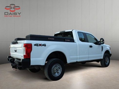 Used 2019 Ford F250 XL w/ XL Value Package AWD/4WD image 6
