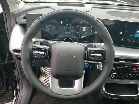 New 2026 Hyundai Ioniq 9 Calligraphy image 14