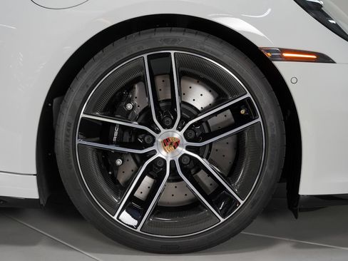 Used 2026 Porsche 911 GTS image 29