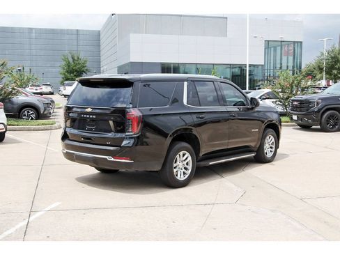Used 2025 Chevrolet Tahoe LT RWD image 5