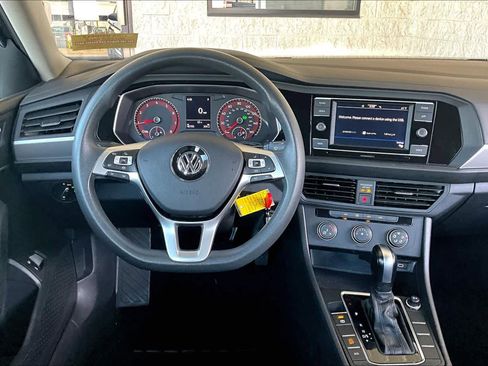 Used 2021 Volkswagen Jetta S w/ Driver Assistance Package image 6