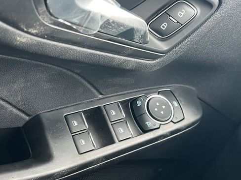 New 2026 Ford Escape SE image 25