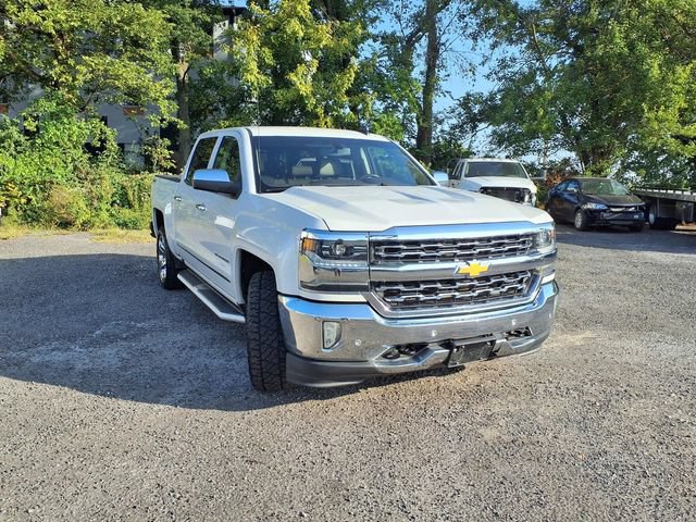 Certified 2018 Chevrolet Silverado 1500 LTZ w/ Sport Package AWD/4WD image 26