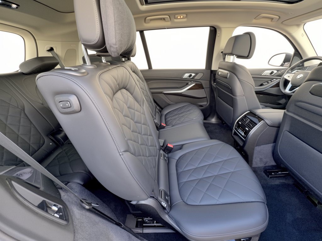 Certified 2026 BMW X7 xDrive40i AWD/4WD image 29