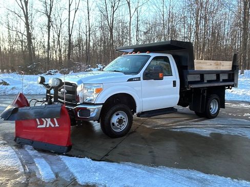 Used 2015 Ford F350 XL w/ Power Equipment Group image 23