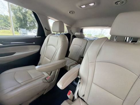 Used 2019 Buick Enclave Premium w/ Trailering Package, 5000 lbs. FWD image 32