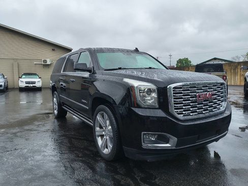 Used 2020 GMC Yukon XL Denali w/ Denali Ultimate Package AWD/4WD image 2