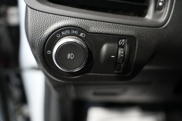 Used 2017 Buick Envision Essence AWD/4WD image 13