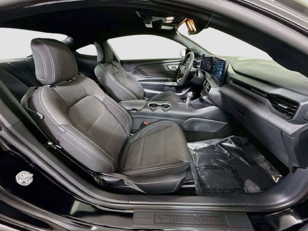 Used 2026 Ford Mustang Coupe RWD image 26