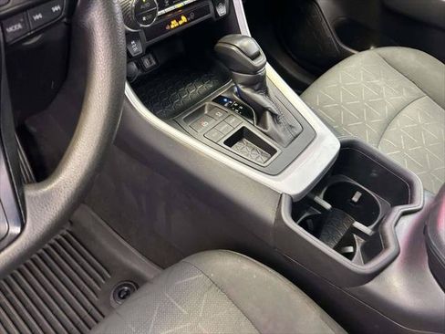 Certified 2024 Toyota RAV4 XLE FWD image 20