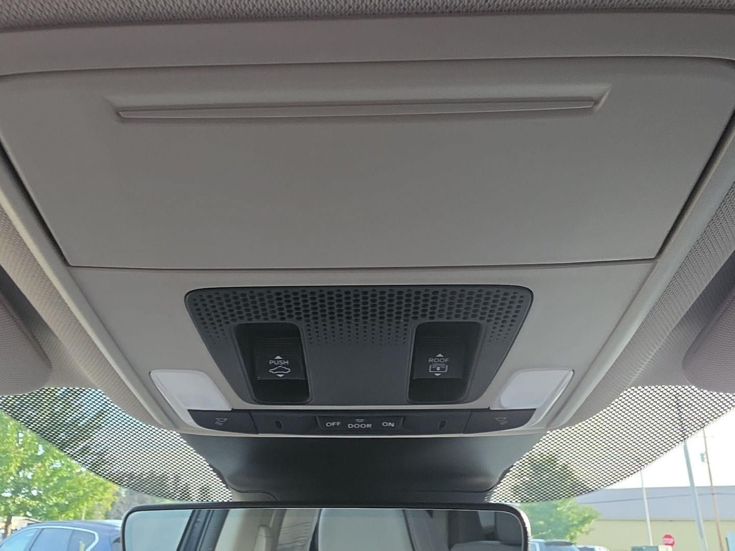 Used 2024 Honda Pilot Elite image 34