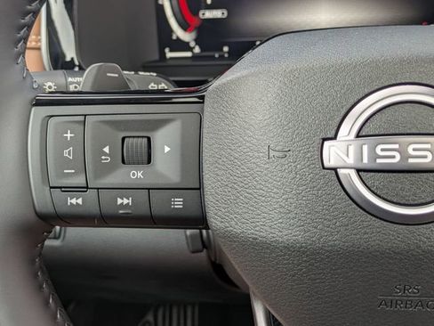 New 2026 Nissan Pathfinder Platinum image 19