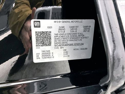 Used 2025 Buick Enclave Preferred image 42