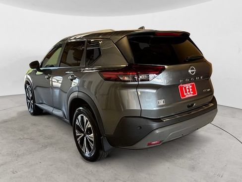 Used 2023 Nissan Rogue SV w/ SV Premium B Package AWD/4WD image 3