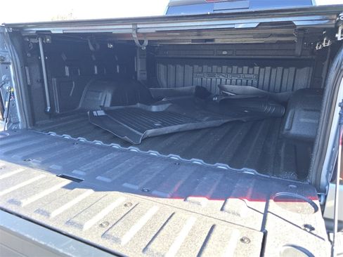 Certified 2020 GMC Sierra 1500 Denali w/ Denali Premium Package image 30