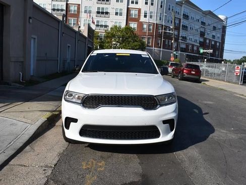 Used 2023 Dodge Durango SXT RWD image 3