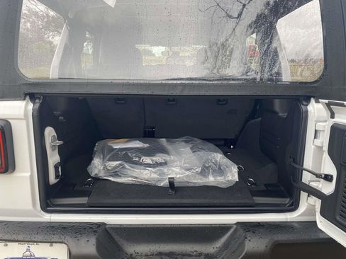 New 2026 Jeep Wrangler Unlimited Sport image 9