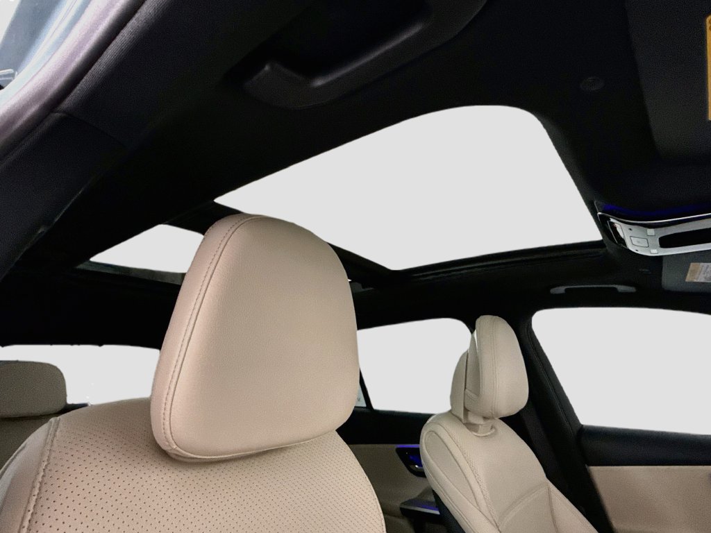 Certified 2026 Mercedes-Benz GLC 300 image 19