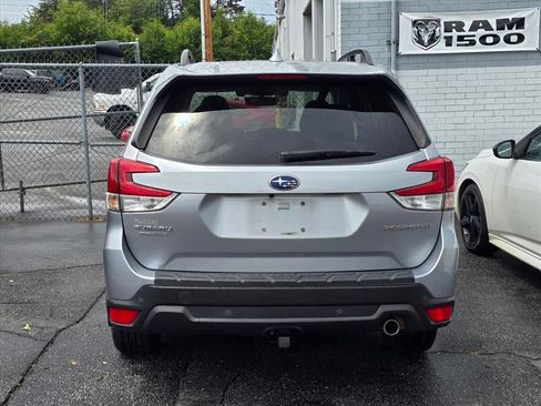 Used 2019 Subaru Forester Limited w/ Popular Package #3 AWD/4WD image 11
