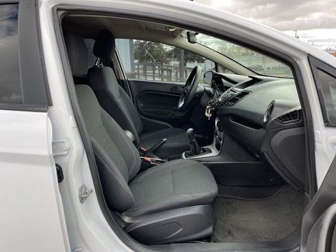 Used 2018 Ford Fiesta SE image 33