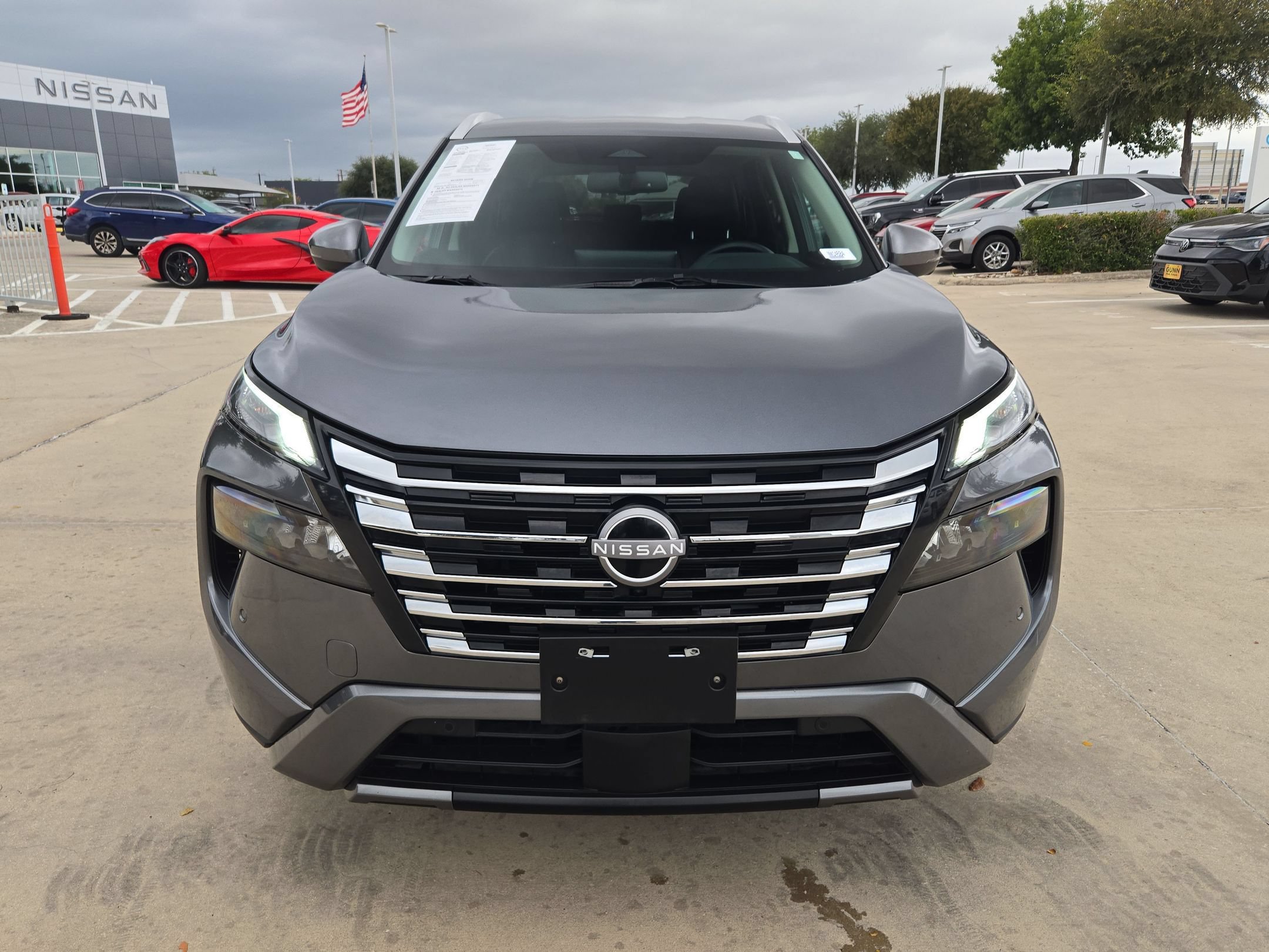 Certified 2026 Nissan Rogue SL FWD image 8
