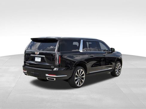 New 2026 Cadillac Escalade ESV Luxury w/ Touring Package AWD/4WD image 4