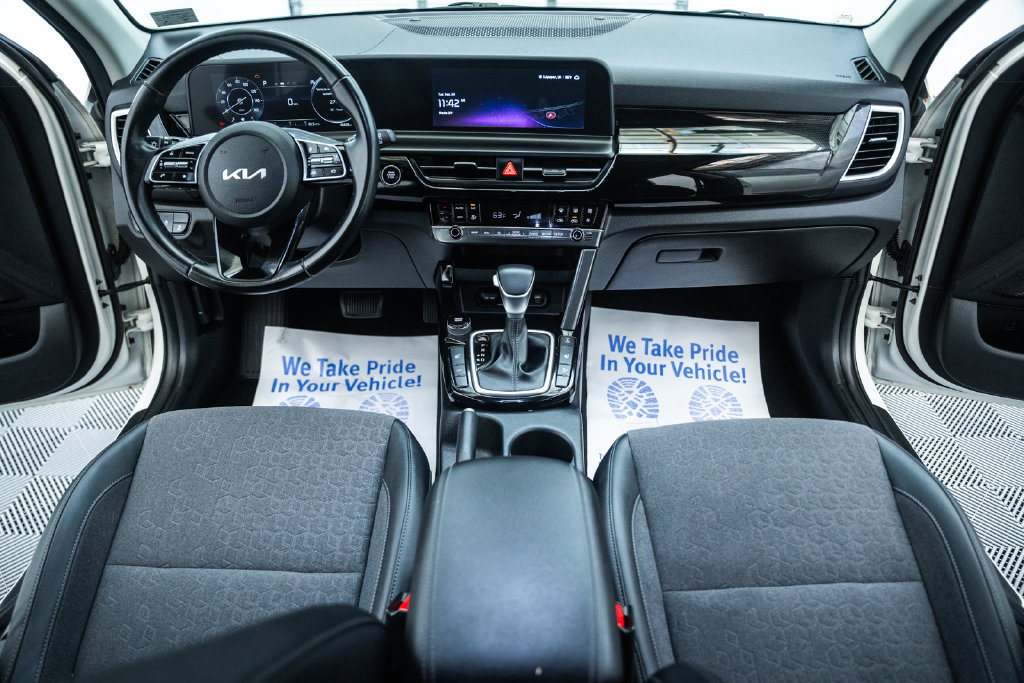 Used 2024 Kia Seltos S AWD/4WD image 21