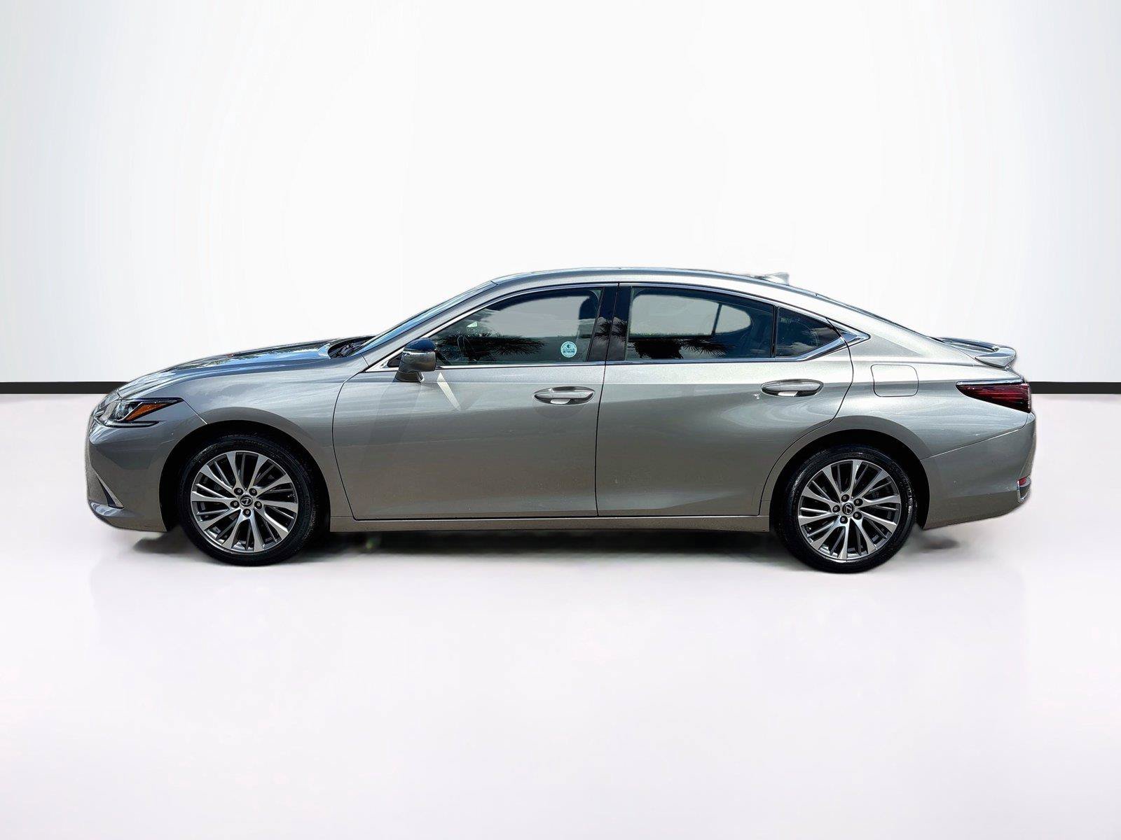 Used 2021 Lexus ES 250 w/ Premium Package AWD/4WD image 4