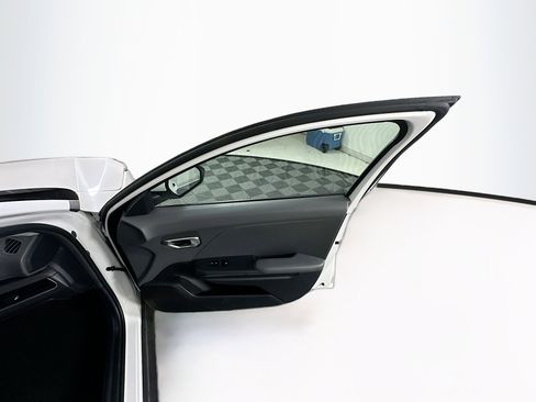 Used 2025 Kia K4 FWD image 31