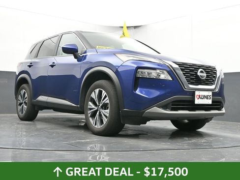 Used 2023 Nissan Rogue SV image 43