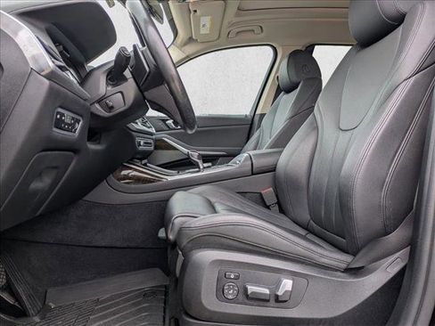 Used 2020 BMW X7 xDrive40i w/ Premium Package image 17