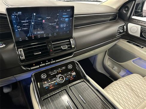 Used 2022 Lincoln Navigator L Black Label image 29