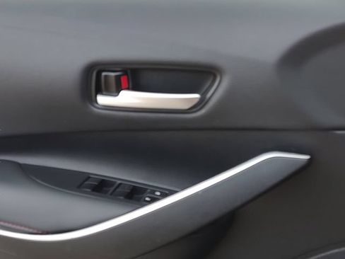 Used 2025 Toyota Corolla SE FWD image 24