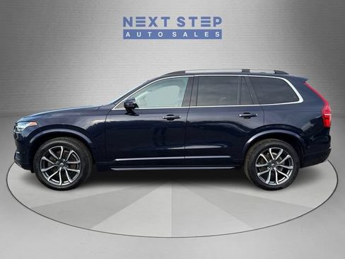 Used 2017 Volvo XC90 T6 Momentum w/ Vision Package AWD/4WD image 4