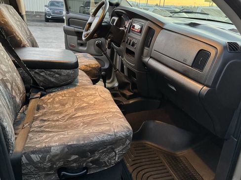 Used 2005 Dodge Ram 3500 Truck SLT image 17