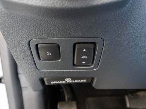 Used 2022 Ford F350 Lariat w/ Lariat Ultimate Package image 37