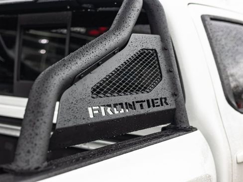 Used 2022 Nissan Frontier PRO-4X w/ Pro-4X Premium Package image 13