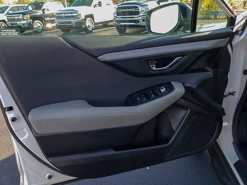 Used 2024 Subaru Outback Premium image 9