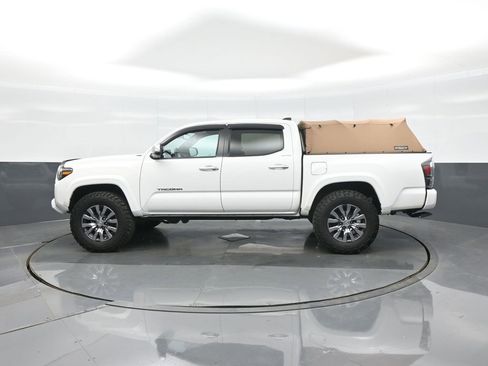 Certified 2020 Toyota Tacoma Limited image 4