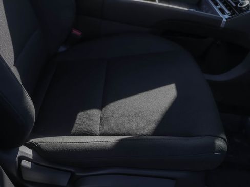 Used 2025 Hyundai Santa Fe SE image 32