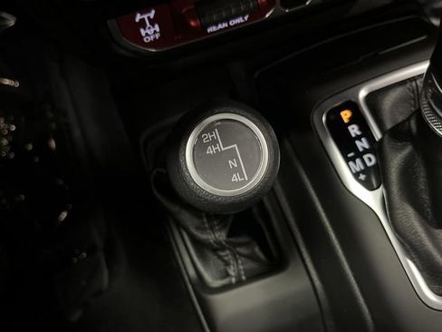 Certified 2024 Jeep Wrangler Willys image 20