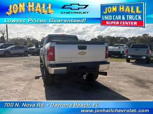 Used 2013 Chevrolet Silverado 3500 LT w/ Interior Plus Package image 9