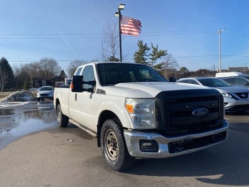 Used 2015 Ford F250 XL w/ Power Equipment Group image 1