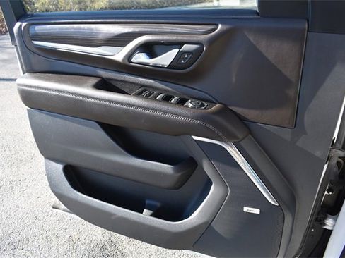 Certified 2021 GMC Yukon Denali w/ Denali Premium Package image 40