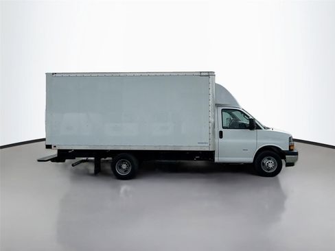 New 2024 Chevrolet Express 3500 w/ Power Convenience Package RWD image 8