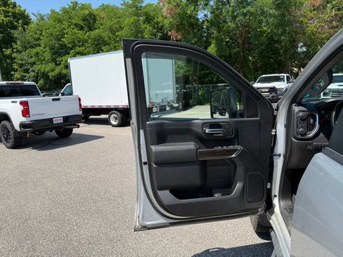 Used 2023 Chevrolet Silverado 2500 LT w/ Convenience Package AWD/4WD image 23